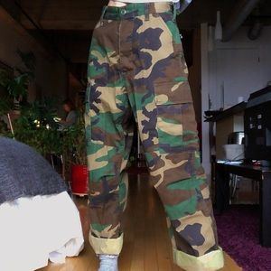 GREEN CAMO PANTS